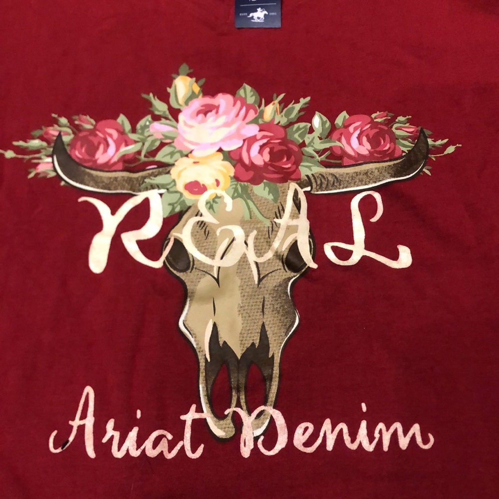 Women’s Ariat Long Sleeve V Neck steerhead - Picture 3 of 9